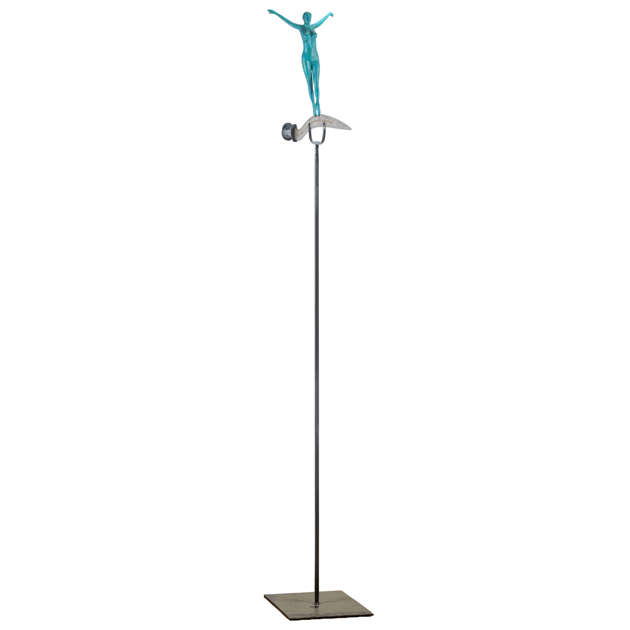 knifedancer-frontangle-2